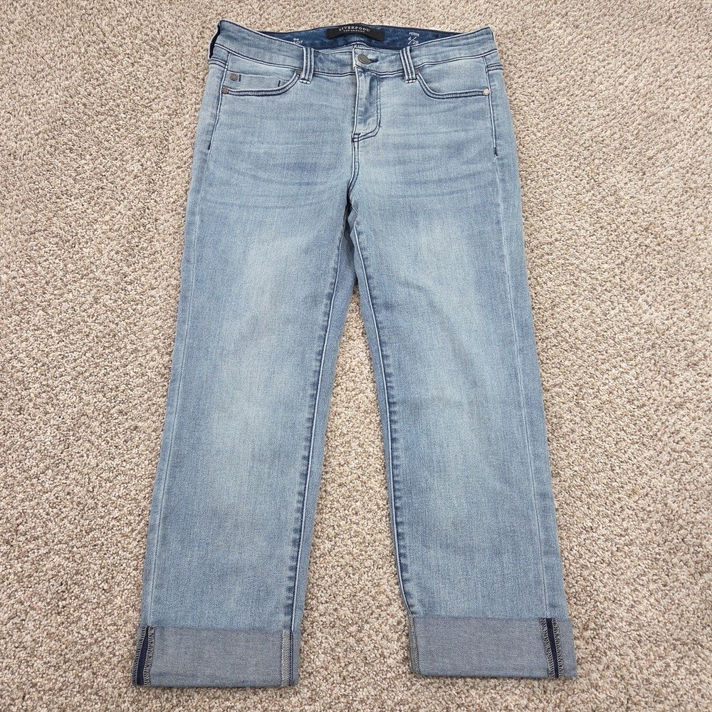 Liverpool Los Angeles Women's The Crop Blue Jeans Size 6 30"x22" Light Wash